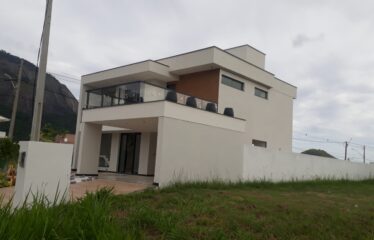 Casa em Condomínio em Maricá LG 1021