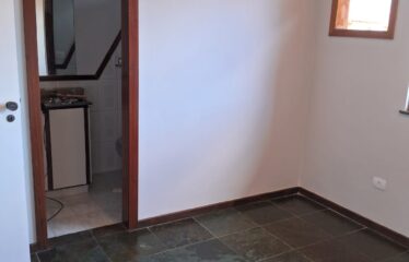 Casa em Condomínio em Itaipu